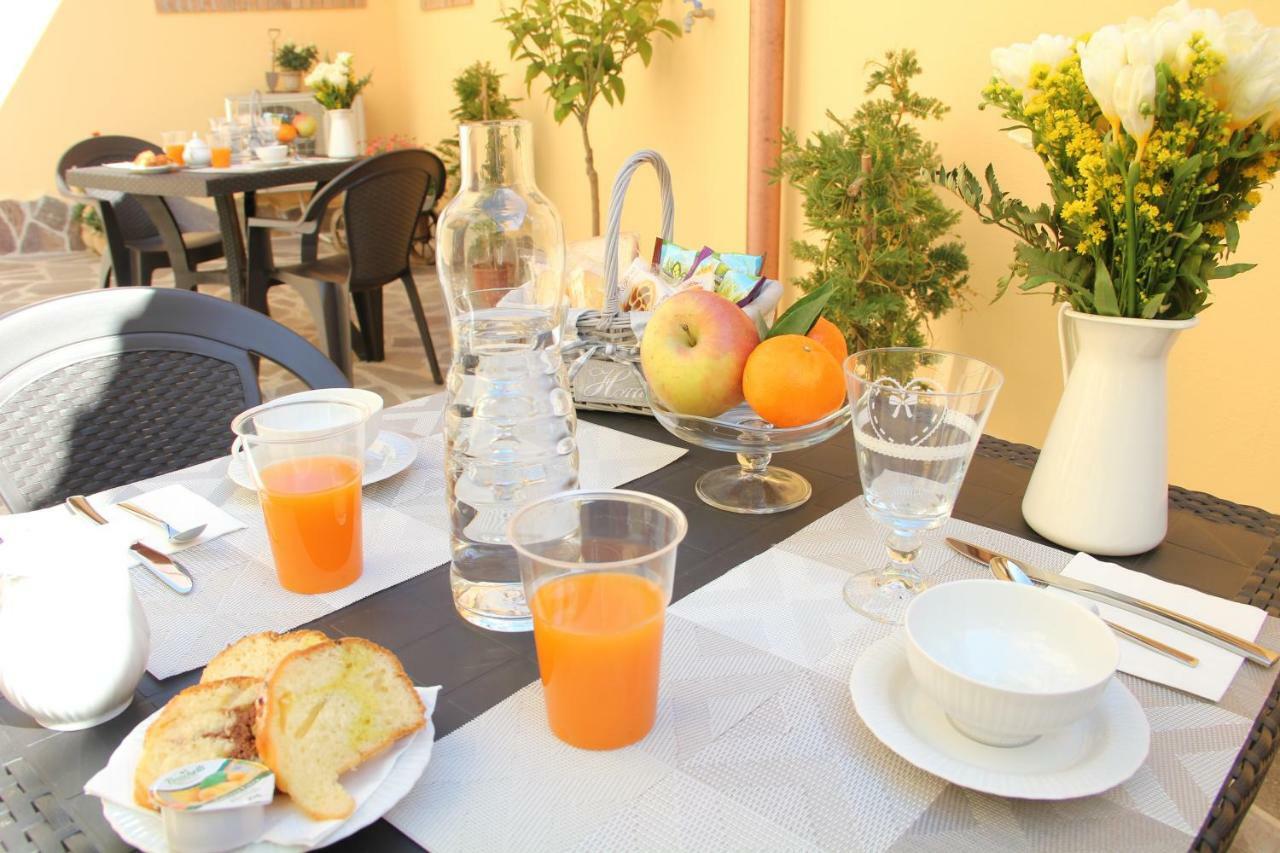Bed and Breakfast A Casa di Titty Fiumicino Esterno foto